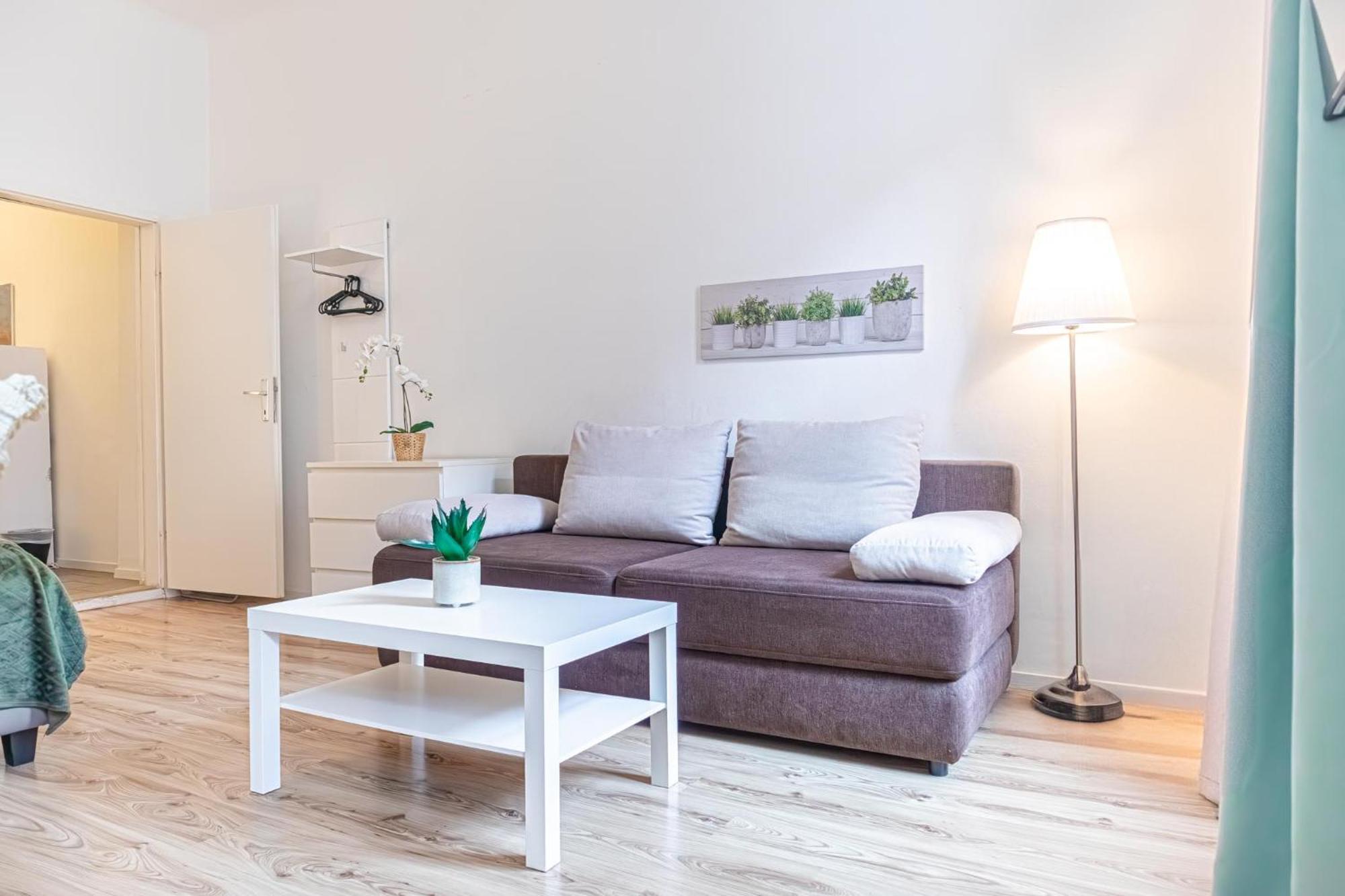 Budget-Friendly 2Br Apt With Great Location Apartment Vienna Exterior photo