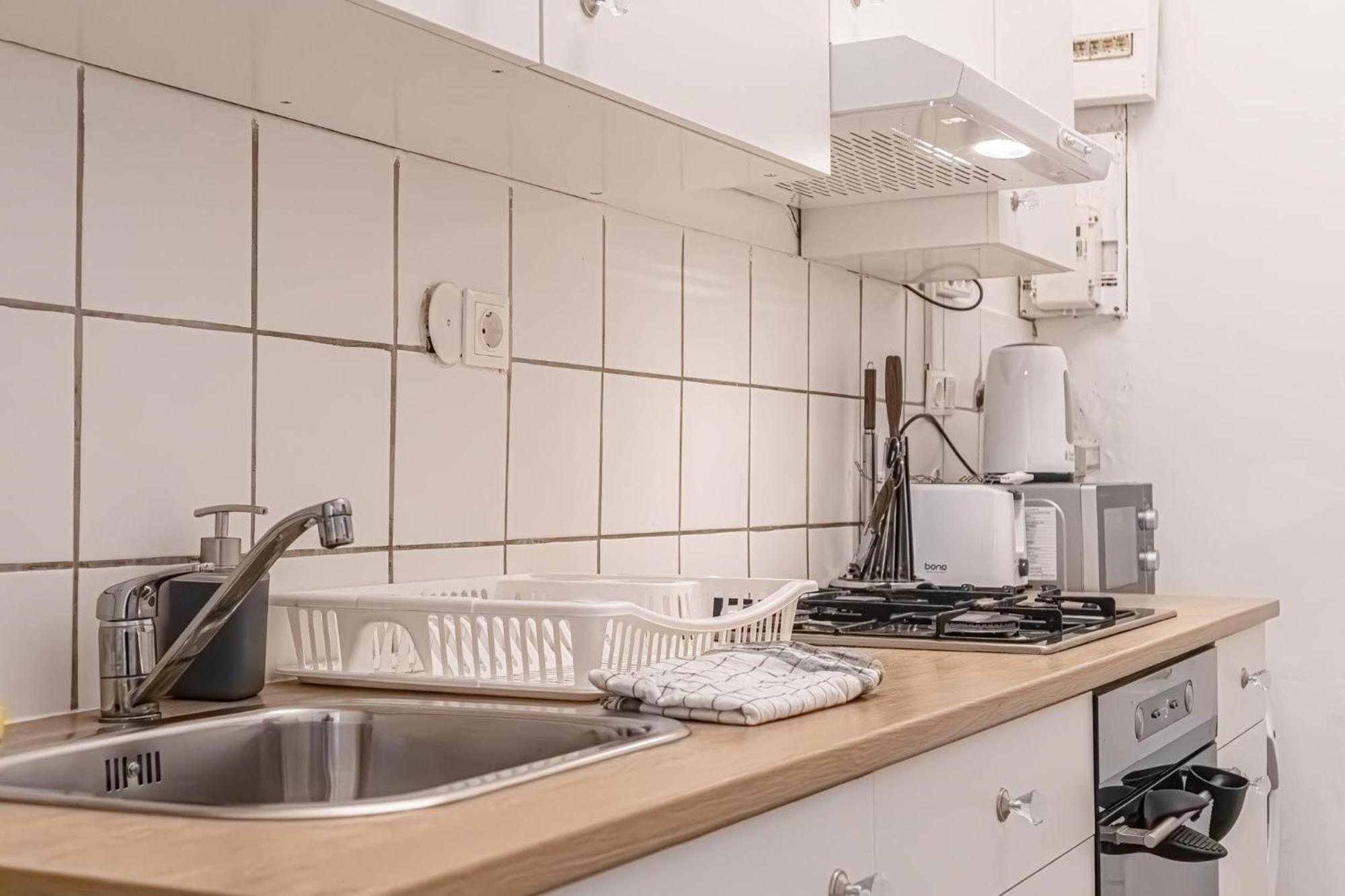 Budget-Friendly 2Br Apt With Great Location Apartment Vienna Exterior photo
