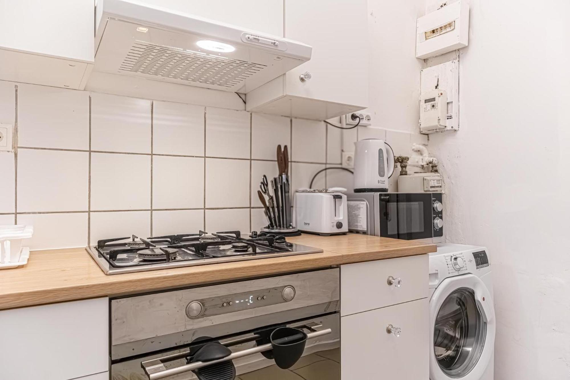 Budget-Friendly 2Br Apt With Great Location Apartment Vienna Exterior photo